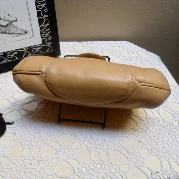 COLE HAAN Classic Creamy Tan Beige Leather Satchel Bag - Picture 5 of 10